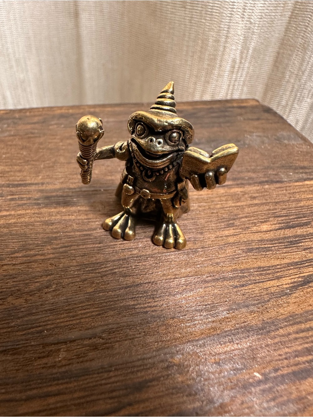 Brass Frog Wizard Figurine - Mini Brass Collectible Figurine - Picture 5 of 11